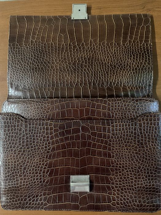 Портфель кожанный коричневый