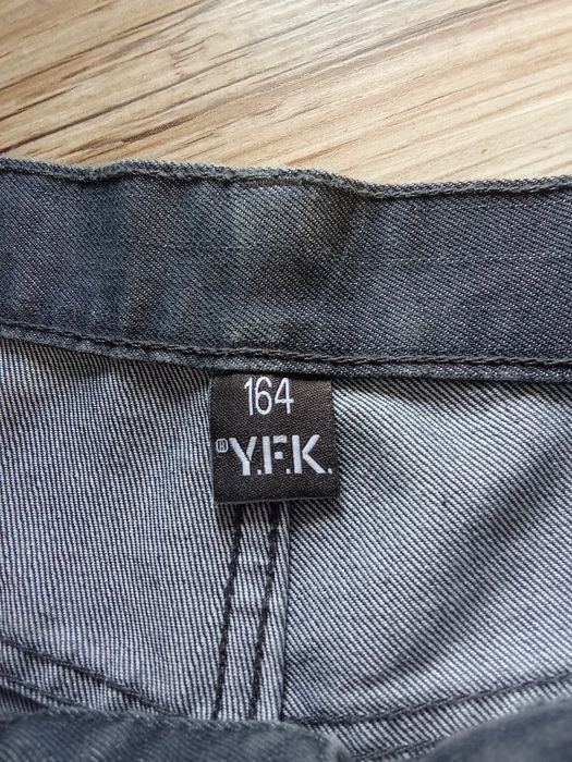 Blugi Y.F.K,mărimea S