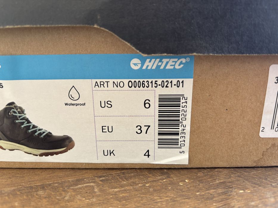 Продавам зимни кожени обувки.