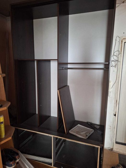 Отдам даром шкаф уже в разобранном виде