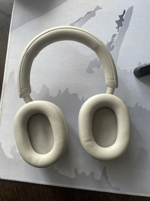 Наушники Sony xm5