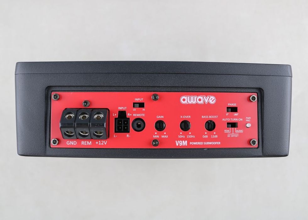 Subwoofer auto activ Awave V9M