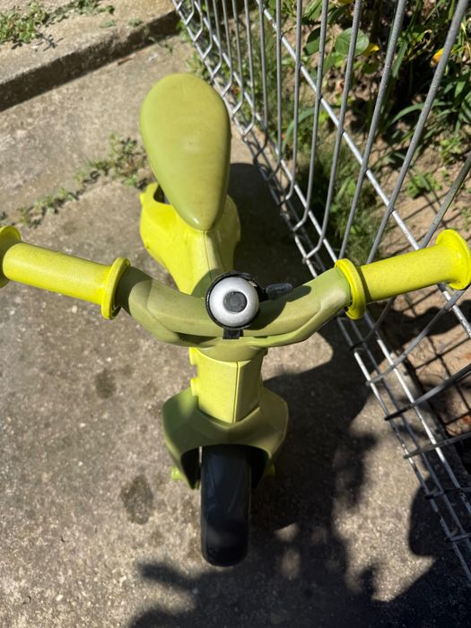 Bicicleta balance bike chicco 18 m la 3 ani