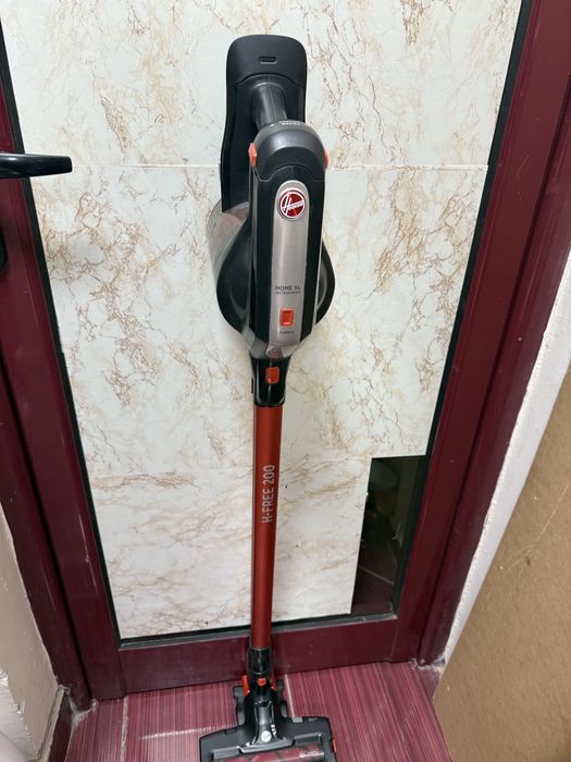 Прахосмукачка Hoover H-200