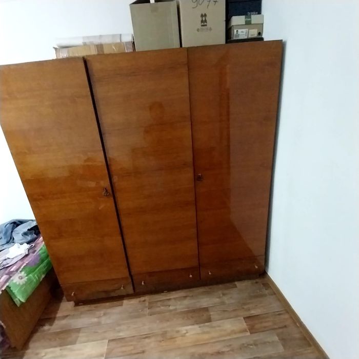 Отдам шифоньер. Самовывоз