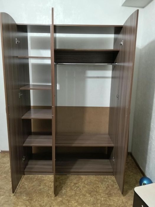 Продам шкаф в хорошем состоянии