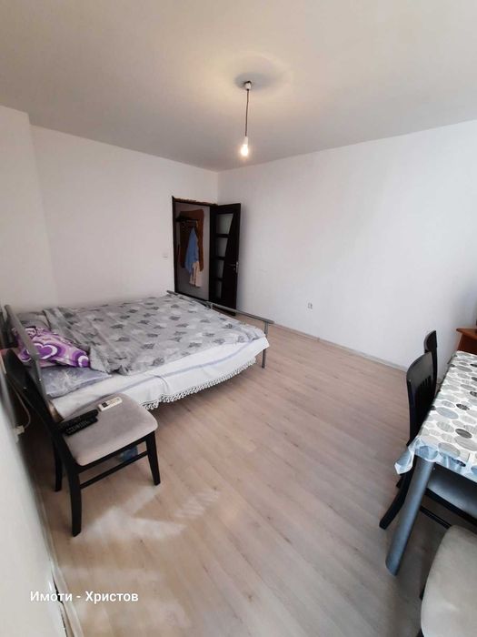 Продава се Двустаен апартамент в Шумен, Боян Българанов 2 - 64 кв.м за 997 €/кв.м - Снимка #2