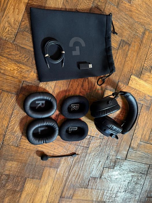 Casti gaming Logitech PRO X 2 Lightspeed wireless esports ca noi