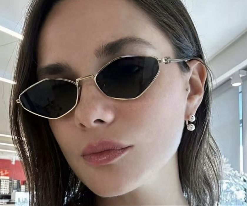 Очки солнцезащитные