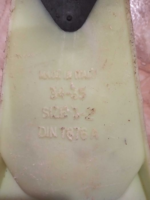 Въже за скачане, палатка/тента  за плаж и плавници размер 34-35, 1-2