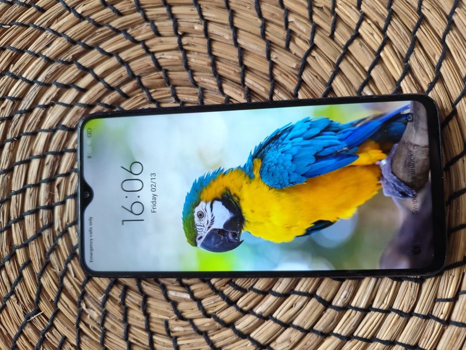 Телефон Xiaomi redmi note  8 pro