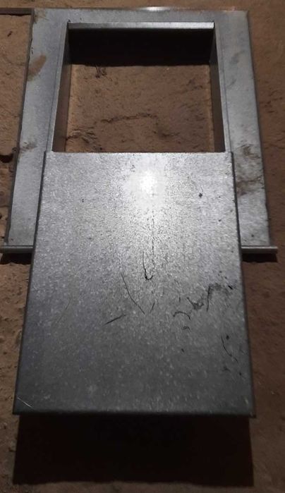 Капандура за покривен прозорец - поцинкована ламарина