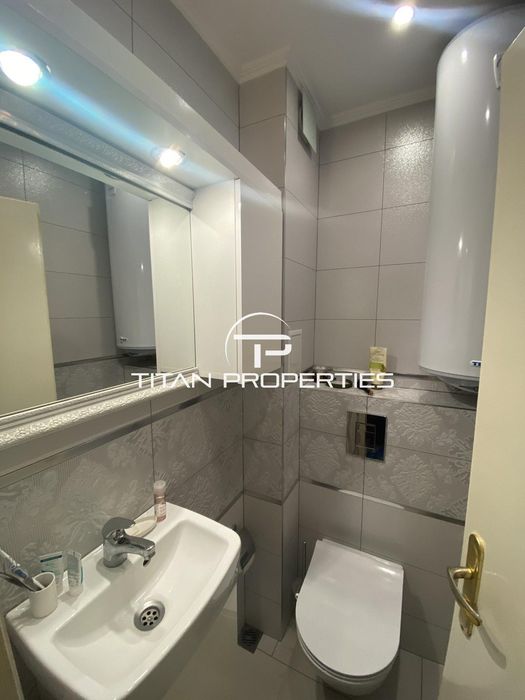 Продава се Тристаен апартамент в Бургас, Възраждане - 90 кв.м за 2556 €/кв.м - Снимка #10