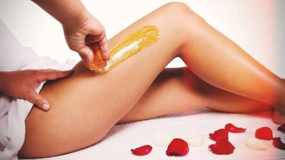 Маникюр и педикюр мужской и женской