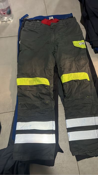 Haine de munca second hand