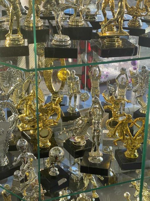 Статуэтки спортивные