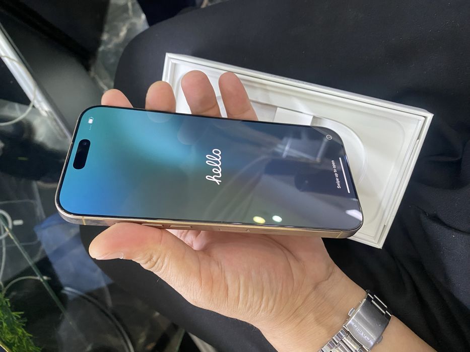 iPhone 16 PRO MAX 256.