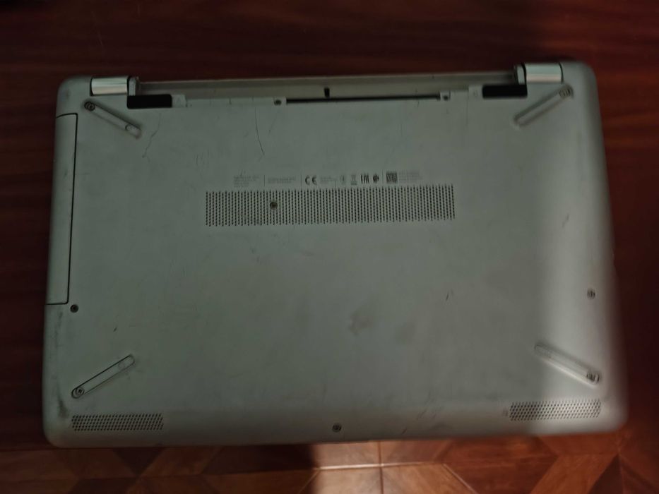 Лаптоп HP 15-bs040nu за части