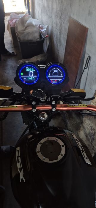 GSX200 в отличном состоянии