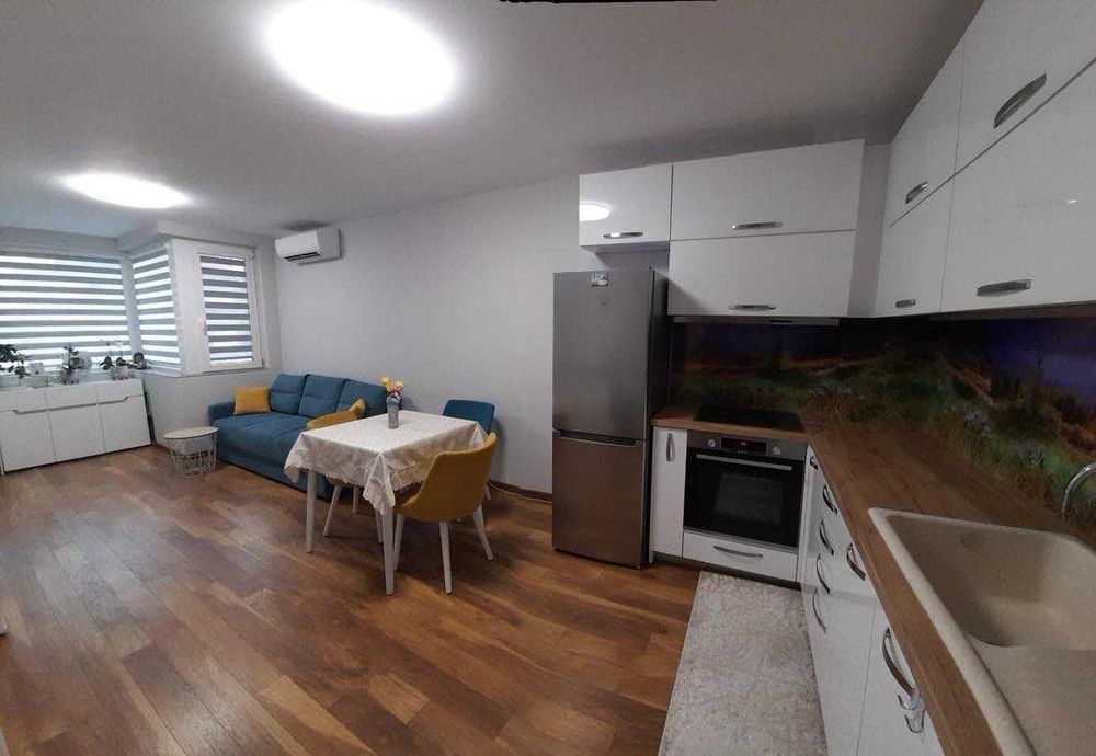 Дава се под наем Двустаен апартамент в Пловдив, Кючук Париж - 75 кв.м за 131800 € - Снимка #2