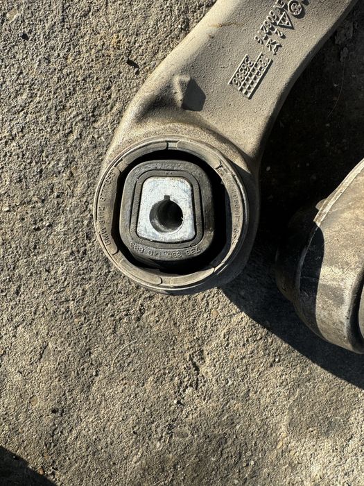 Шенкели главини носачи бмв ф01 ф02 ф10 ф11 ф06 bmw f01 f10 f11 f06