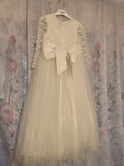 Платье девочке нарядное