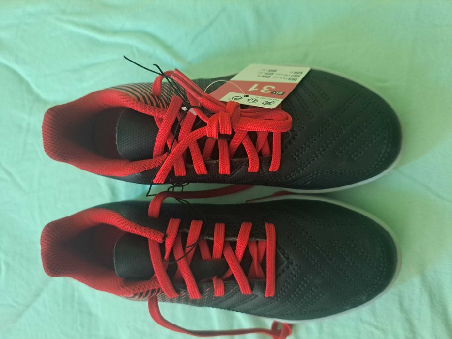 НОВИ Футболни стоножки