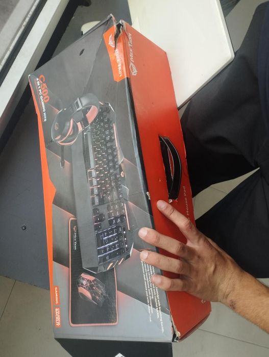 Eski pc sotiladi !