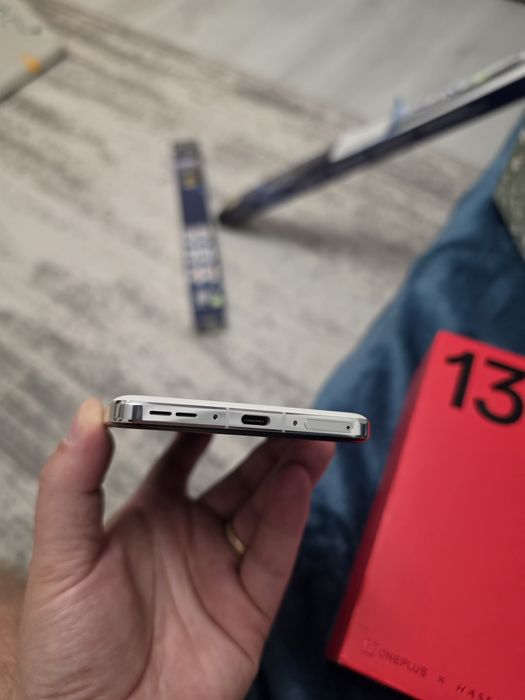 OnePlus 13 Arctic Dawn 16GB|512GB impecabil