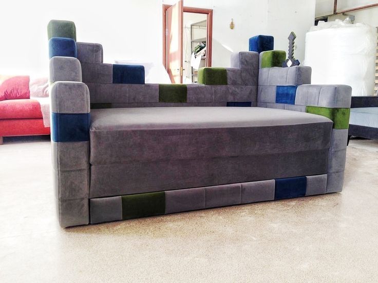 Перетяжка мягкой мебели|Ремонт диванов