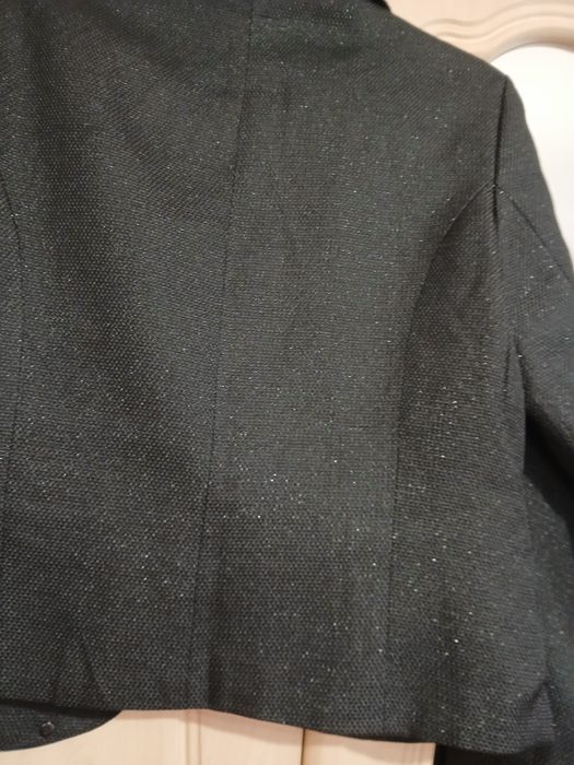 Sacou negru foarte elegant nr.42,nou fără eticheta