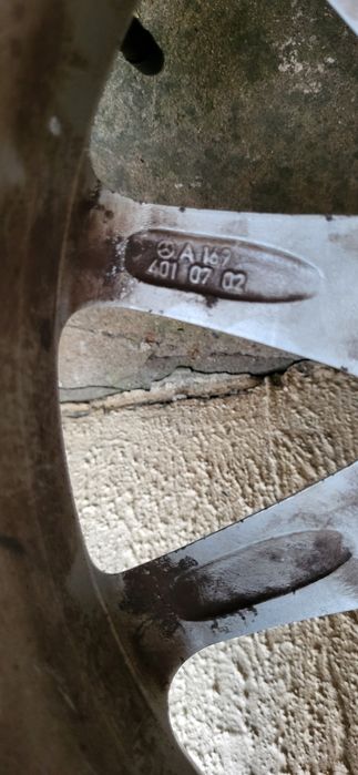 Оригинални Джанти със гуми Мерцедес Б-класа  !