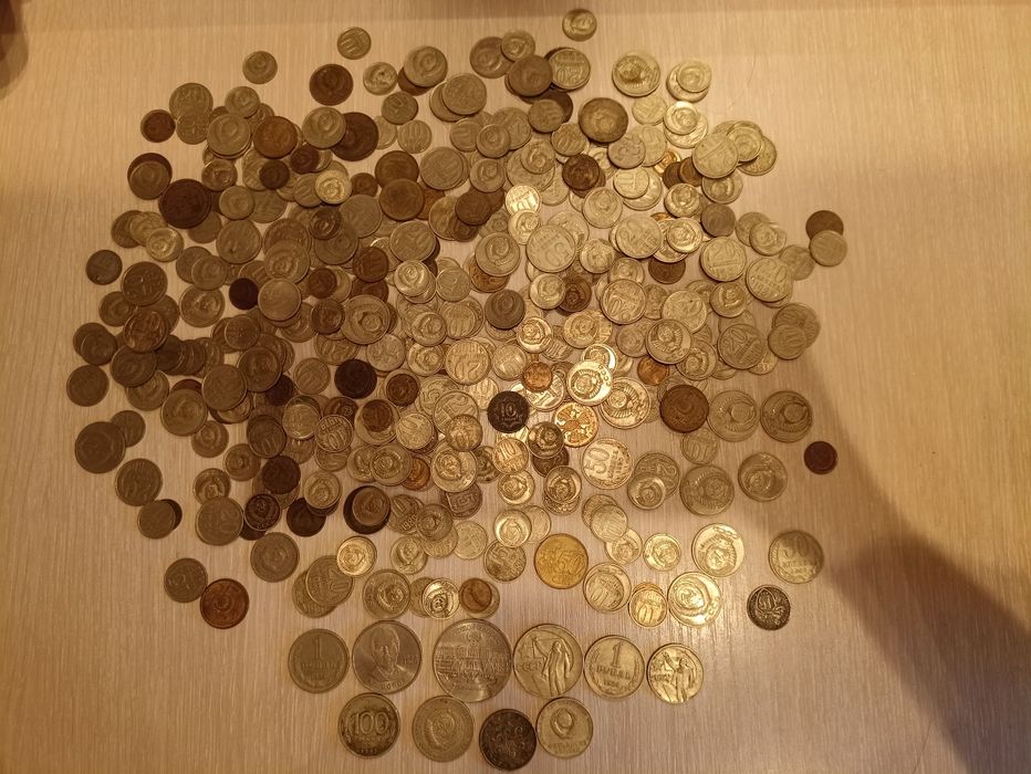 Значки советские коллекционные