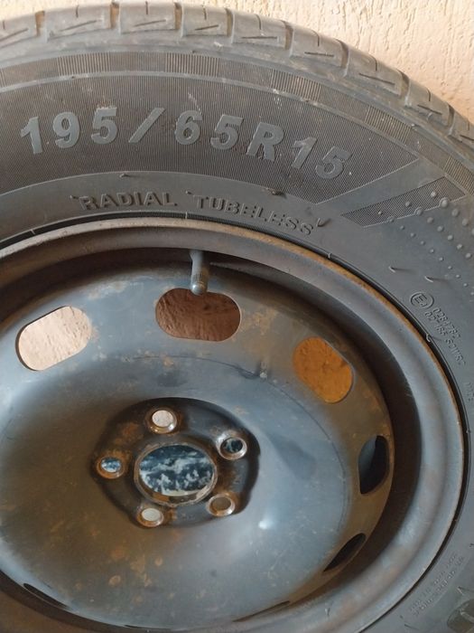Anvelopa 195/65/R15