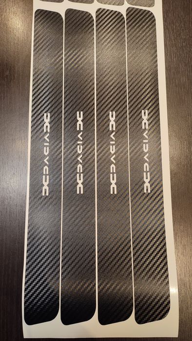 Set protecții praguri Dacia noul logo