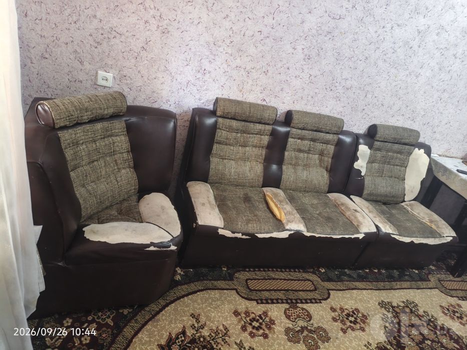Уголок кухонная мебель со столом