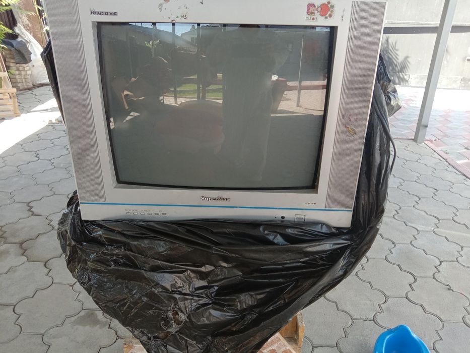 Продается цветной телевизор