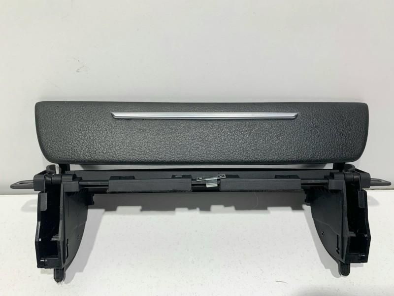 Sertar bord Audi A8 4H D4 4H0858381A