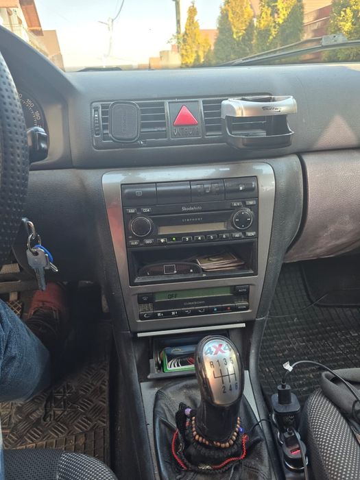 Vând Skoda Octavia Tour 4x4