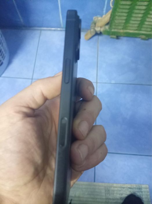 Vand iphone 16 ca nou