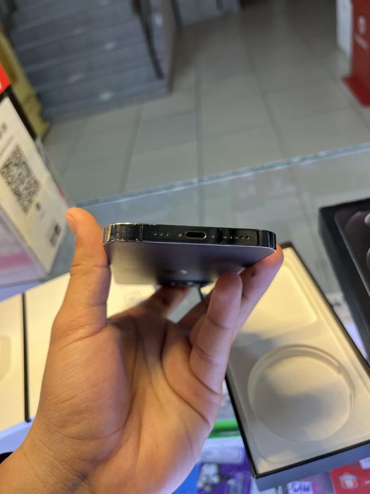 айфон 12 про с минусом