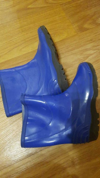 Резиновые сапоги 36-37 размера