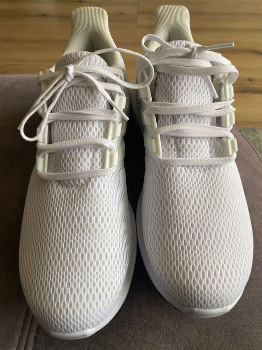 adidas маратонки