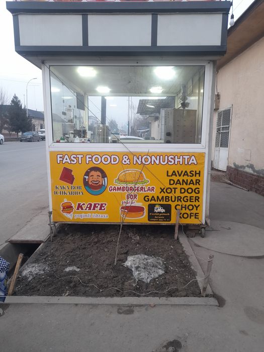 Fast food botka sotiladi