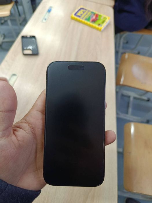 Srochna sotiladi.iPhone 14 pro 128 talik