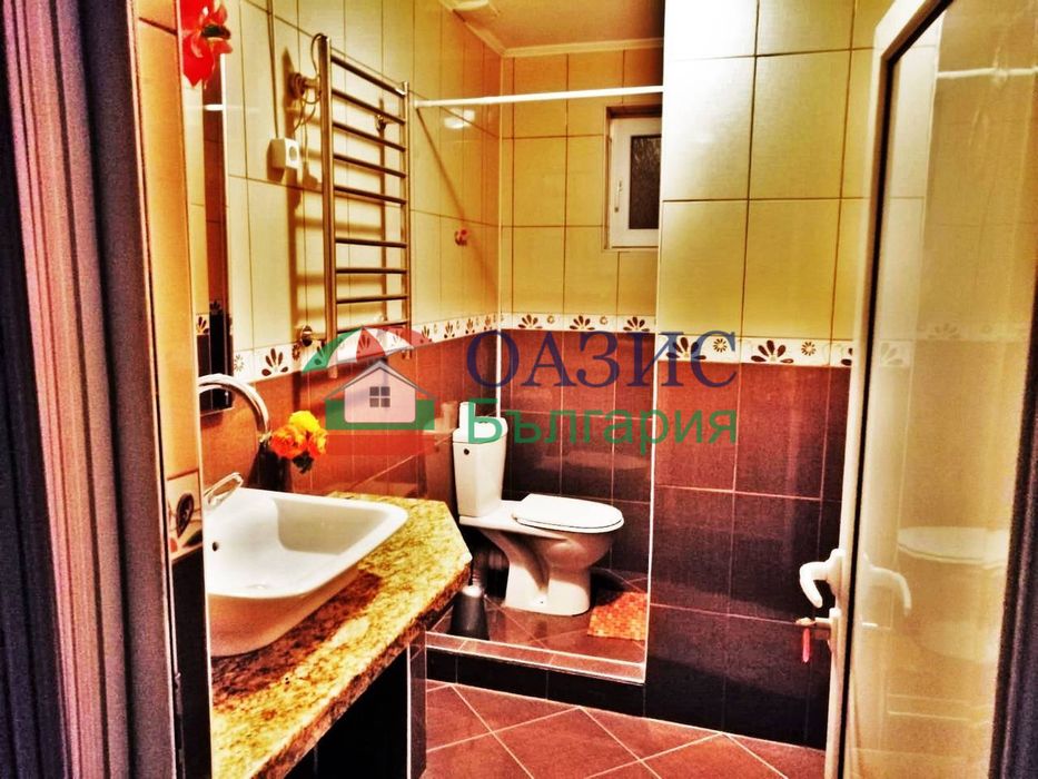 Къща с. Кошарица, България 445 кв. м., върху парцел 1146 кв. м., цена 495 000 евро