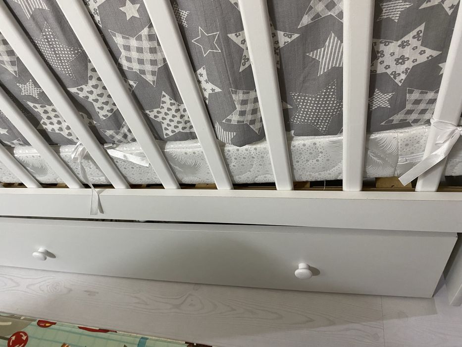 Продам детскую кроватку