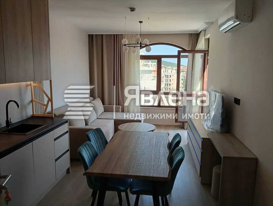 Продава се Двустаен апартамент в София, Център - 83 кв.м за 1950 €/кв.м - Снимка #10