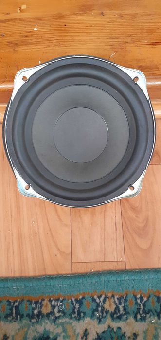 Динамик для домашнего кинотеатра