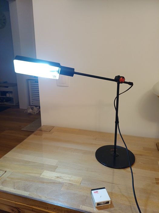 Accesoriu decorațiune lumina pălărie metal Veneta Lumi 1980 Italia